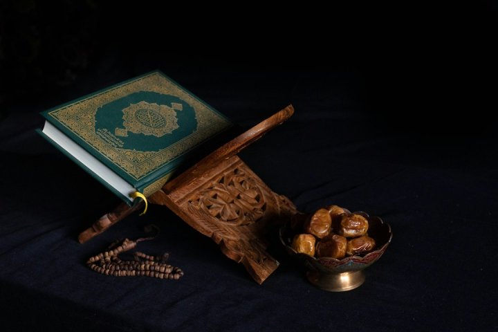 نوشتن پایان نامه رشته علوم قرآنی ادبی + تضمینی